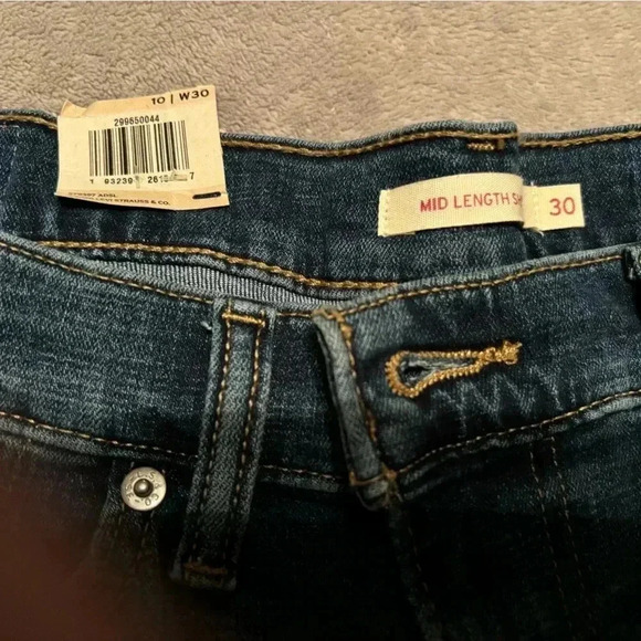 Levi’s shorts size 10 - Picture 2 of 6